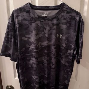 UA short sleeve tshirt